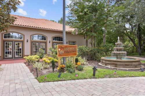 Near Disney w/ pool-3BR/2BA-Spacious & Cozy Condo photo 40