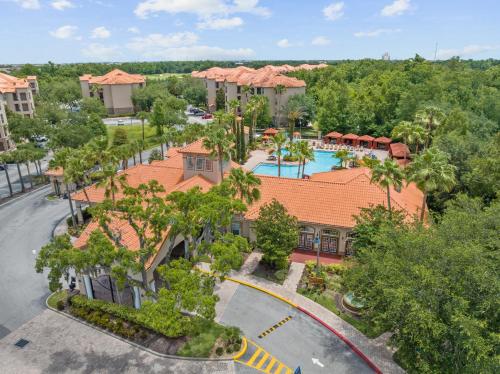 Near Disney w/ pool-3BR/2BA-Spacious & Cozy Condo photo 46