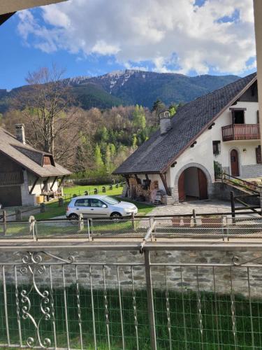 Nespecifikovaný výhled na hory nebo výhled na hory při pohledu z apartmánu