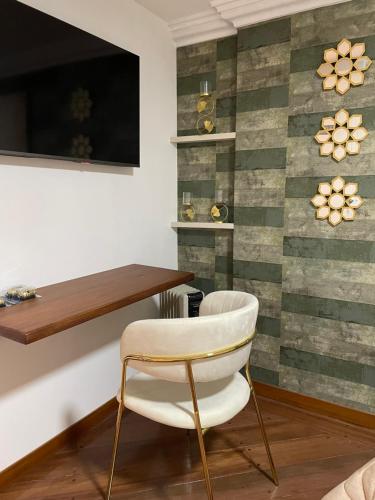 TV a/nebo společenská místnost v ubytování Leo room