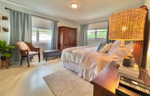 Postel nebo postele na pokoji v ubytování Rent The Crafty Mermaid - West Palm Beach