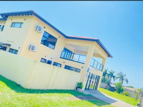 Afbeelding uit fotogalerij van Langelihle- Margate Accommodation in Margate