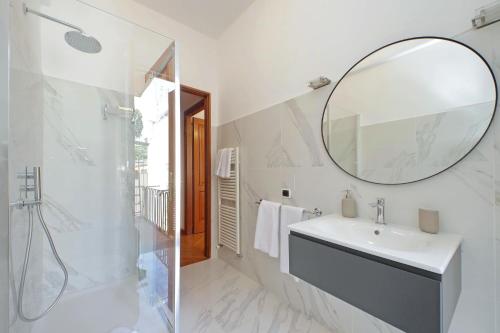 YCH-Comfortable 2 bedrooms flat near Colosseum