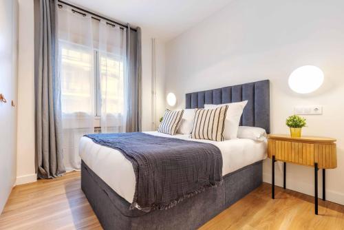 Apartamento Puerta de America VII en Madrid