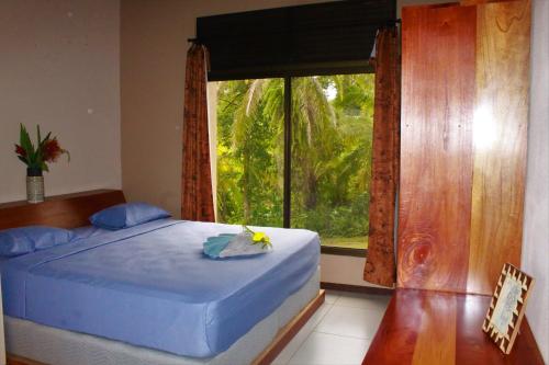 Cama ou camas em um quarto em Villas Corcovado-AC-Jacuzzi-Pool-Great Views-Nature-Relaxing