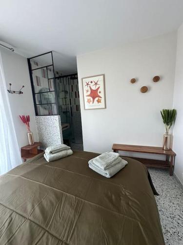 Appartement Claire front de mer superbe vue Bassin