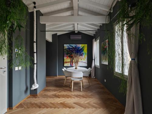 Fotografia z galérie ubytovania REGO APARTMENTS - Boutique Aparthotel & Serenity Spa with some off-site apartments in the Heart of Bergamo City Center v Bergame