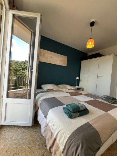 Photo de la galerie de l'établissement Appartement climatisé avec 2 chambres, à Avignon