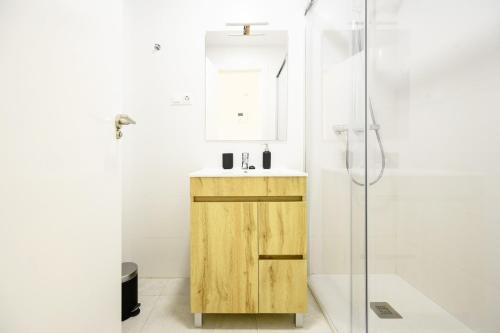 Burgos, terrace, pool, parking by 10ToSea