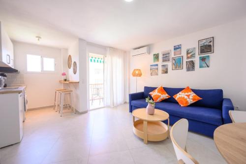 Burgos, terrace, pool, parking by 10ToSea