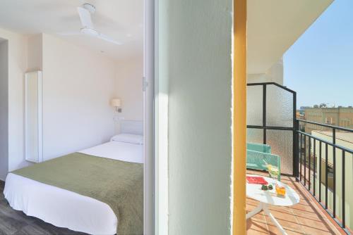Hostal Sol y Miel photo 49