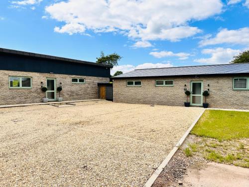 Ảnh trong thư viện ảnh của Fox Acre Lodge - Amazing Views ở Usk