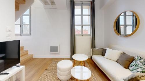 CHAL4 Duplex chaleureux à 200m du Capitole