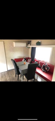 Mobilhome à Fréjus à 15 minute de la mer sur terrain indépendant