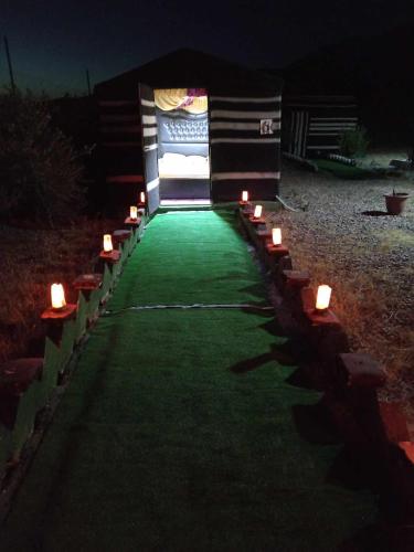 Φωτογραφία από το άλμπουμ του Petra Falcons Camp σε Al Ḩayy