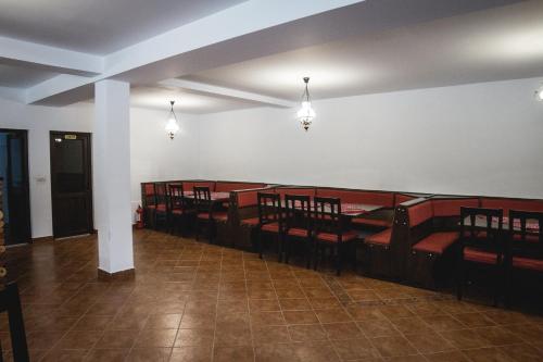 Εστιατόριο ή άλλο μέρος για φαγητό στο Cabana Iulian