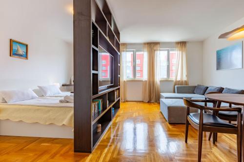 Amarena Studio with parking