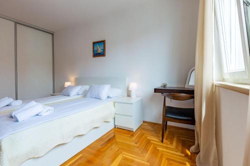 Amarena Studio with free private parking