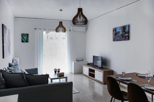 Meandros apartment city center