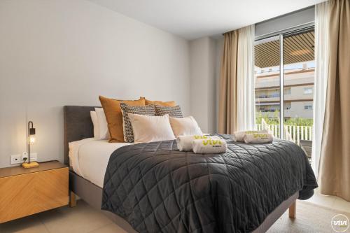 ViVi Homes - Cosy Beach Pool, Gym & Beach