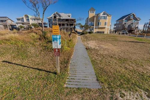 Gallery image of Beachside Retreat Outer Banks Avon in Avon