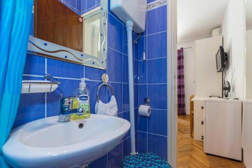 4 Bedroom Apartment With Terrace