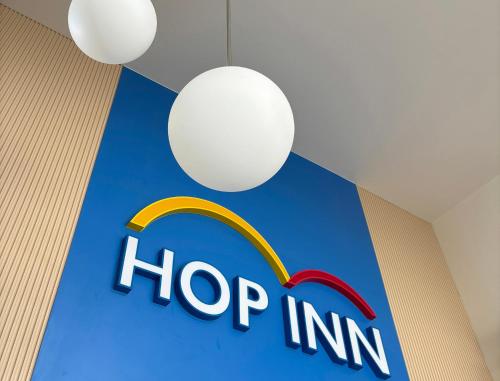 Certifikát, hodnocení, plakát nebo jiný dokument vystavený v ubytování HOP INN Ratchaburi