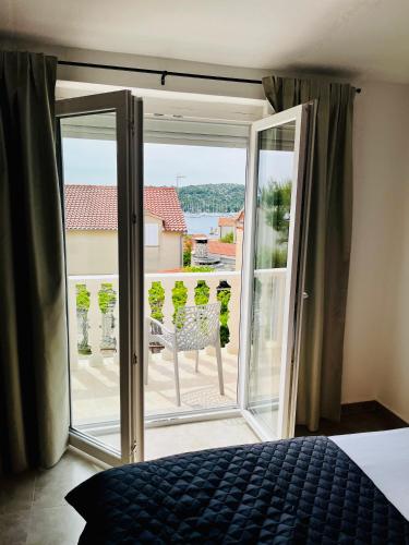 Apartments MIRNO MORE, Rogoznica