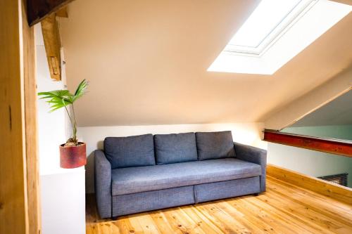 Χώρος καθιστικού στο Loft industriel 150 m2 10min du circuit