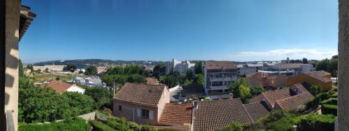 beau t3, proche centre-ville, parking