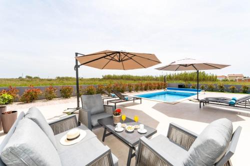 Villa in Privlaka with a heated pool and complete privacy - by TA Leut Agency