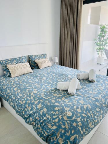 Logement moderne et cosy avec piscine, jacuzzi, salle de sport et billard