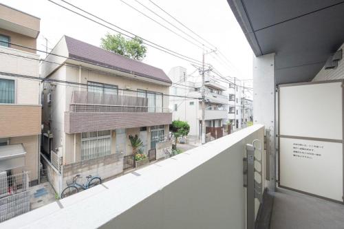 Balkoni atau teres di ID kamatanishi