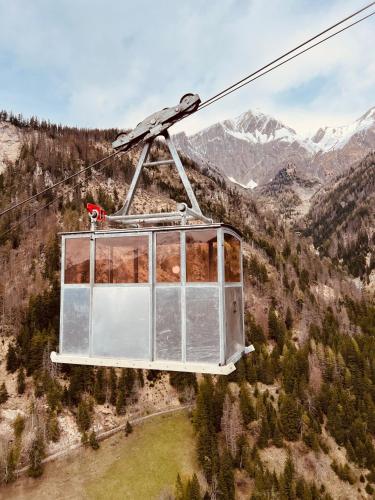 a gondola ride in the sky in the mountains at Zottlhoamat in Matrei in Osttirol