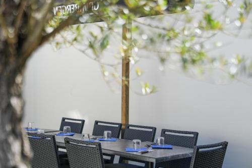 Galería fotográfica de Logis Hôtel & Restaurant La Villa Bleue en Cambo-les-Bains