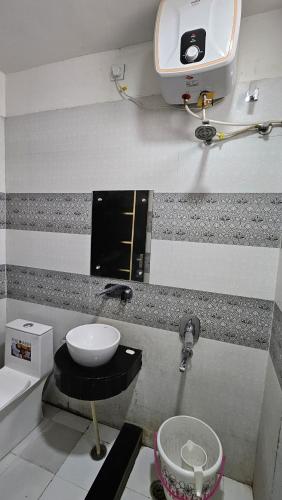 Jhansi Castle Innにあるバスルーム