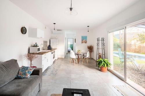 sublime appart terrasse piscine privee jardin