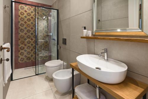 Bilik mandi di Locanda Quinto Arco