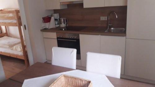 Küche/Küchenzeile in der Unterkunft Fischerhof Appartements