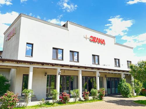 Gallery image of Cazare Ozana Figa in Beclean