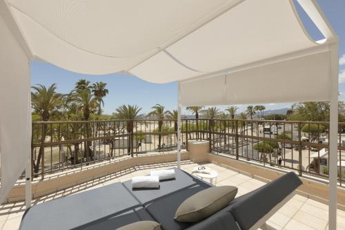 Balkón alebo terasa v ubytovaní Hotel Rovira