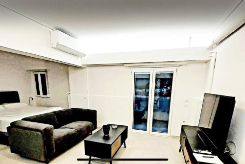 Alimos Cozy Studio