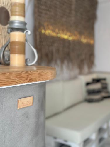 Φωτογραφία από το άλμπουμ του Athina Rooms - Lounge Apartments στην Παροικιά