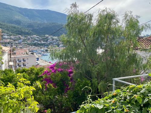 Gallery image of Stylish Vathy Studio with Sea View in Vathi, Ithaka