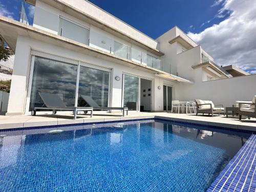 Agi Turo Villa