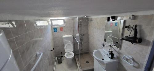 Ένα μπάνιο στο Oliver's place Guesthouse
