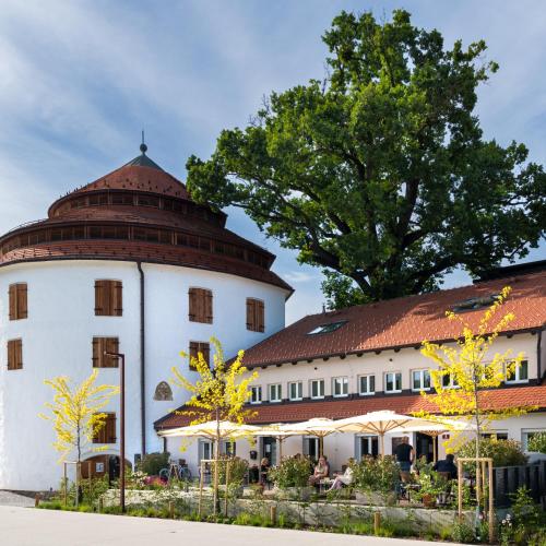 a building with a dome on top of it at Fani&Rozi B&B in Maribor