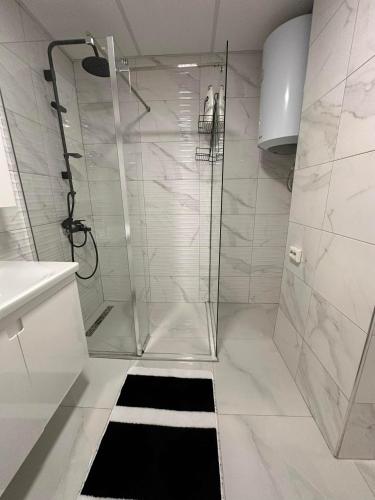 Bany a LUX Apartments