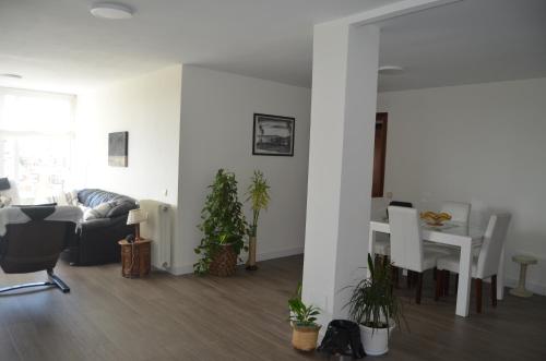 Luxury renovated apartment with terrace in Madrid photo 18