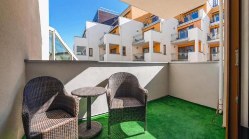 Balcony o terrace sa Maloves Resort & Spa Prywatne Apartamenty